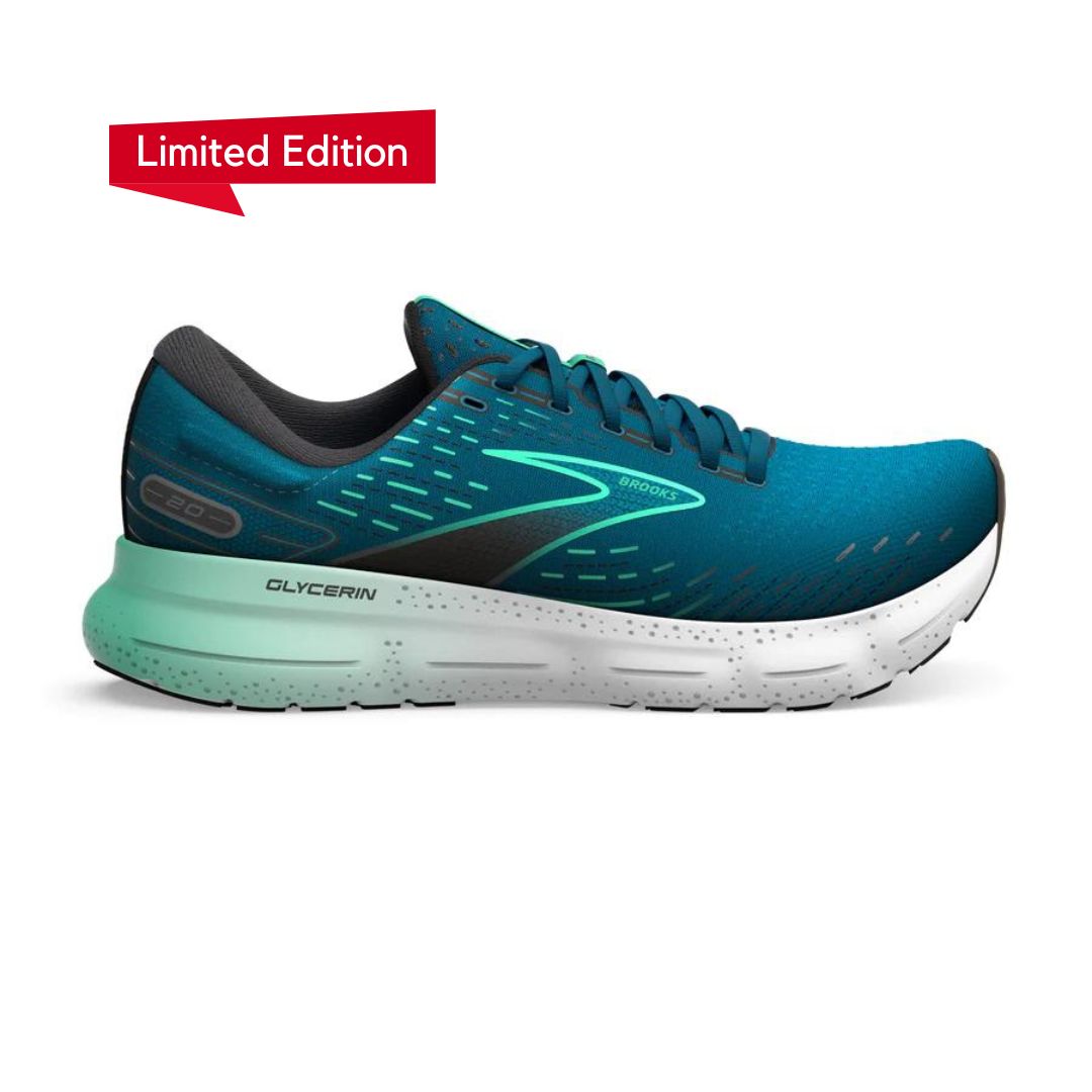 Green brooks outlet running shoes