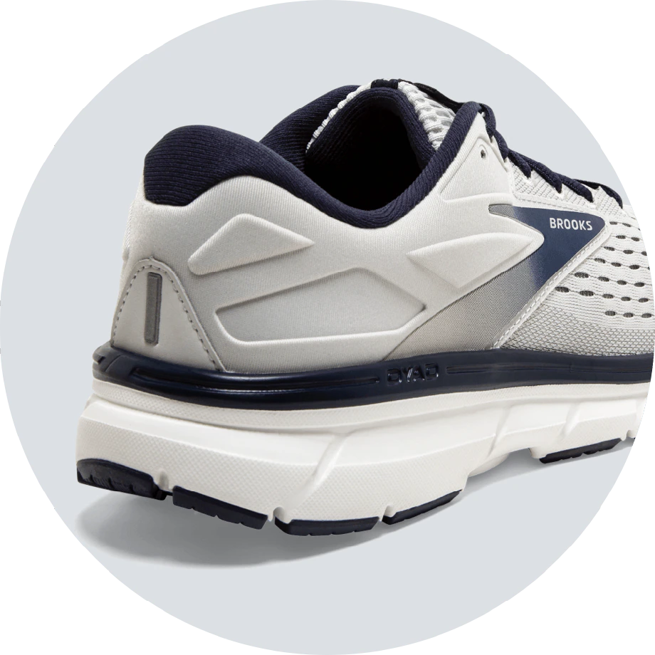 Brooks dyad deals 11 release date